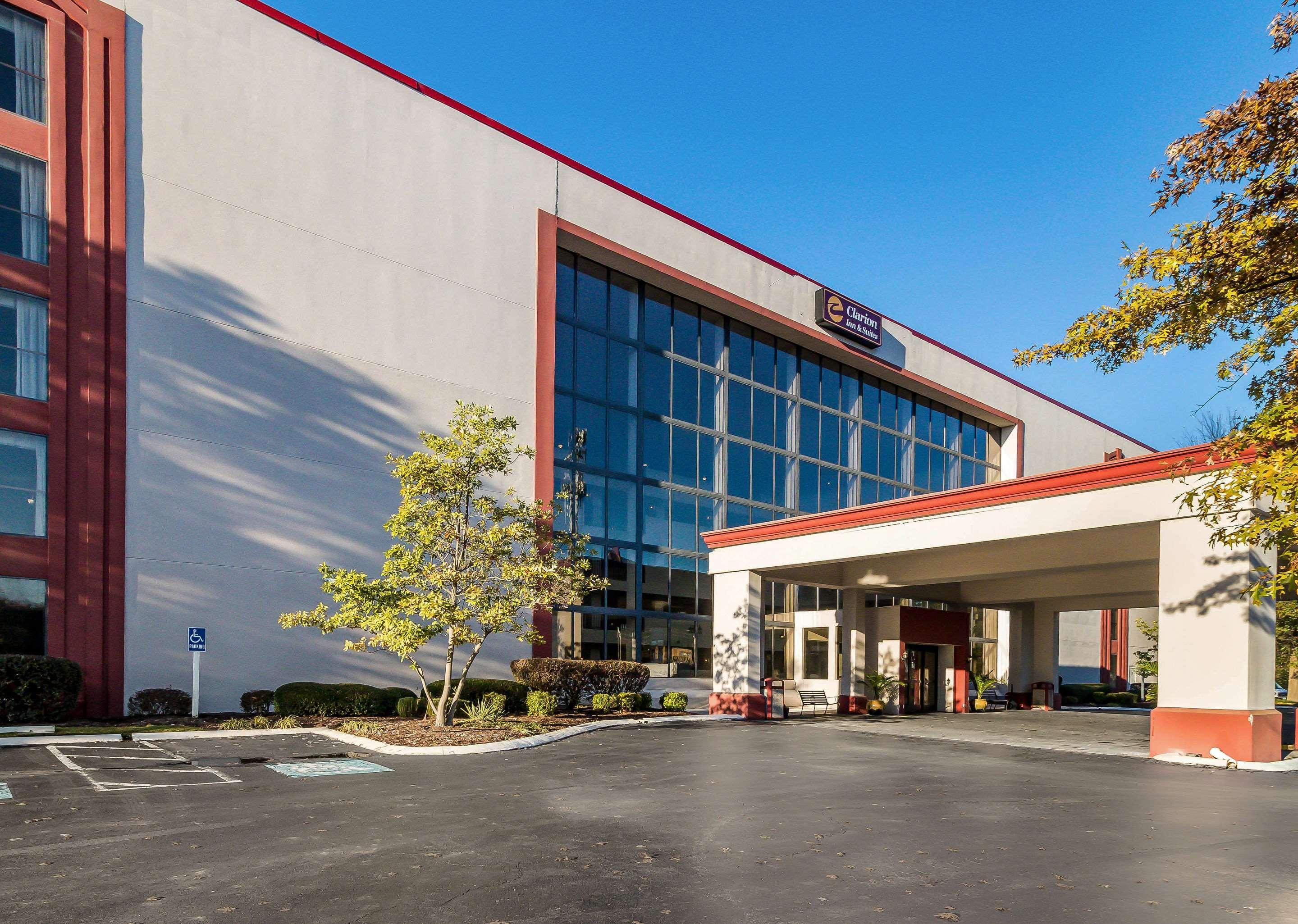 Clarion Hotel Jackson Northwest Exterior foto